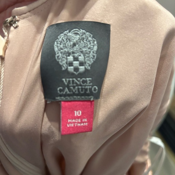 Vince Camuto Elegant Sequin Sleeveless Cocktail/ Prom Dress size 10 NWOT - Picture 4 of 5